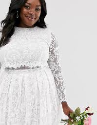 Oct 14, 2020 · ihr glaubt, glamouröse abendkleider gibt es nur für schlanke frauen? Asos Edition Curve Grace Brautkleid Mit Spitze Und Kurz Geschnittenem Oberteil Asos
