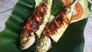 2 sudu besar kicap cair/cecair amino (boleh diganti dengan cecair amino ) 4 biji limau kasturi (hiasan) daun pisang (hiasan) Resep Cara Membuat Ikan Bakar Teflon Praktis Lifestyle Fimela Com