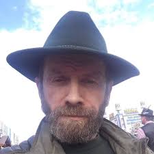 It's Time for a New Q&A! The topic of today's Q&A is crew size and raid  crew size! If you have any questions, ask in the comments below and we will  answer