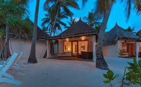 Die tauchgebiete des ari atolls sind insbesondere durch deren vier schiffswracks weltbekannt. Malediven Angaga Island Resort