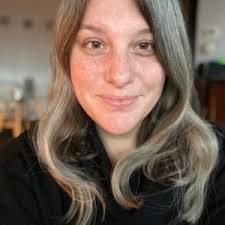 Chelsea Levinson's Instagram, Twitter & Facebook