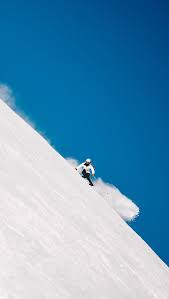 Person Snowboarding On Mountain Cliff Photo Free Geilo Image On Unsplash Ski Pictures Skiing Instagram Places