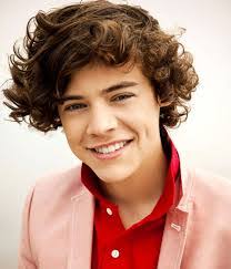 Courtney Spooner's Instagram, Twitter & Facebook