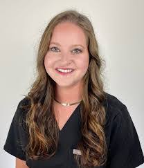 Amber Daly's Instagram, Twitter & Facebook