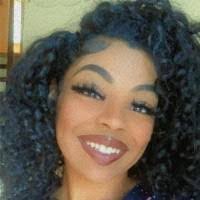 Adrianna Robinson's Instagram, Twitter & Facebook