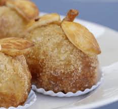 Nederlandse recepten appel recepten bakrecepten koekjes cupcake koekjes delish bern. Appelbollen Met Vanillesaus Een Oud Hollands Recept Tineke Nieuws