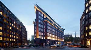 The chilehaus with its liner architecture in the. Auf Einen Blick Chilehaus
