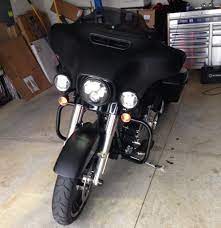 Just Added Daymaker Auxiliary Lights To My 2014 Sg Pics Harley Davidson Forums Custom Baggers Bagger Custom Street Glide