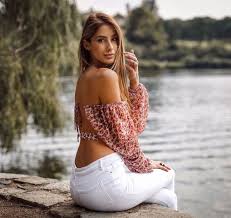 In a post on instagram, sharypova revealed that she has been. Alexander Zverev Girlfriend Brenda Patea Age Height Wiki Instagram