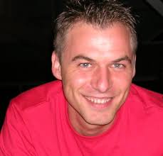 Sebastien FERNANDES, 46 ans (SAINT PIERRE EN FAUCIGNY, GENEVE)