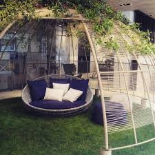 Tipi Et Tente De Jardin Nos Inspirations Tente Jardin Jardins Decoration Jardin
