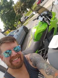 Hey everyone single and looking to meet people to ride, dine and explore  with hmu