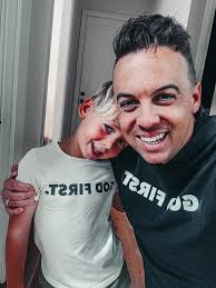 I don't care what I wear God knows my heart !! @highlight