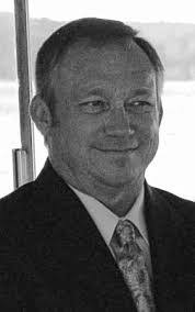 Stephanie Bragdon's Instagram, Twitter & Facebook