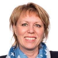 Kari Jacobsen's Instagram, Twitter & Facebook