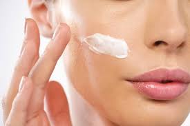 Seriously, the order that you apply skincare makes a real and significant difference to your skin. Does Skincare Application Order Matter Utah Facial Plastics