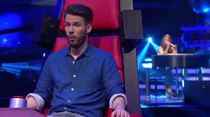 Paula dalla corte aus team samu und rea ist die siegerin der 10 staffel! Girl Forced To Cry Amazing And Soulful Voice The Voice Kids 2014 Germany Blind Audition Youtube