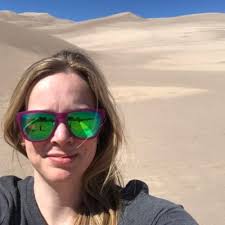 Sarah Bean Thompson (@greenbeanreads)