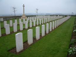 Commonwealth War Cemetery Sunken Road ...