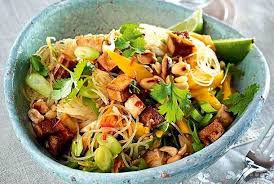 Glasnudelsalat Mit Mango Und Rauchertofu Rezept Lecker Glasnudelsalat Glasnudelsalat Rezept Mango Rezepte