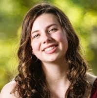 Nadia Hansen's Instagram, Twitter & Facebook