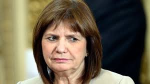 Born in buenos aires, bullrich graduated from the university of palermo and as a young woman was involved with the. Bullrich Insistio En Bajar La Edad De Imputabilidad