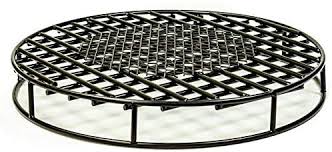 Impressive size and heavy duty steel construction will make definitely make this the centerpiece of your back yard. Amazon Com Walden Fire Pit Grate Round Premium Heavy Duty Steel Grate With Ember Catcher For Outdoor Fire Pits 29 5 Garden Outdoor