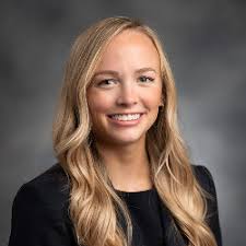 Carly Quinn's Instagram, Twitter & Facebook