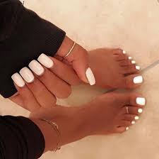 I White Nails Toe Nails White Toe Nail Color Toe Nails