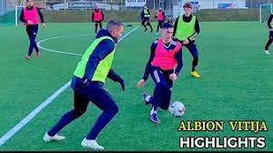 Sveriges herrlandslag i fotboll, blågult, med friends arena som nationalarena, representerar sverige i fotboll på herrsidan. Vanersborgs Fk V Angered Sverige Fotboll Division 2 2021 Direktsandning Youtube