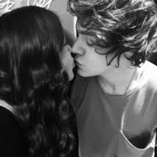 How many pictures of harry styles are there? Harry Styles One Direction Girlfriend Alice Cute Inspiring Picture On Favim Com