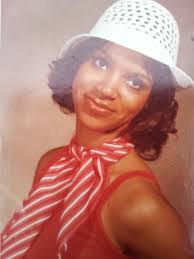 Donna Blakemore's Instagram, Twitter & Facebook