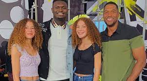 Strahan has accused muggli of abusing their twin daughters in a new development in their ongoing but who is michael strahan's ex wife? Gma Star Michael Strahan Posts A Rare Instagram Of His Kids And Strahan And Sara Fans Are Ecstatic