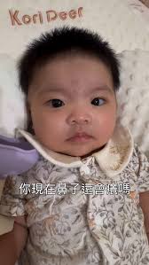 今天問她鼻子是不是癢癢的, 她說會！想說不知道有沒有聽錯～～, 於是拿起手機再問一次，結果她真的回我說會耶🤣🤣🤣,  現在開始學說話了，嗯嗯呀呀超可愛😍, #小芋圓#小唯 #學說話#寶寶成長日記 , #3m6d