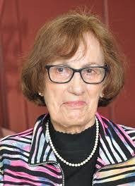 Arlene Pearce's Instagram, Twitter & Facebook