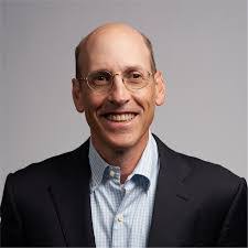 Jan Mackowiak's Instagram, Twitter & Facebook