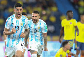 La distancia entre colombia y argentina es de 4,885 kilómetros (3,035 millas). Reqlu17og86lgm