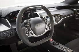 Tow kereta terus ke bengkel/ pusat servis. Ford Temui Cara Untuk Hilangkan Bau Kereta Baru Mekanika