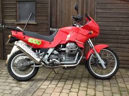 Per festeggiare quota 1000 clikkatori, vi invito a postare la foto che giudicate più bella del vostro photostream, per un albo di gruppo! 1996 Moto Guzzi Quota 1000 Specs Images And Pricing