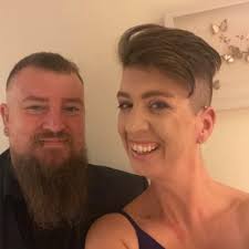 katie mogg (@katieb1982)