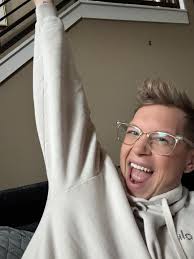 Dontcrossagayman added a new photo.