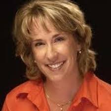 Mary Duff's Instagram, Twitter & Facebook