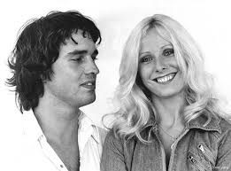 She is an actress and composer, known for sgt. Bonnie St Claire Vriend En Vijand Zijn Enthousiast Over Boek Ditjes Datjes