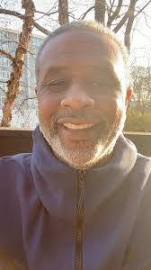 Robert Gieck's Instagram, Twitter & Facebook