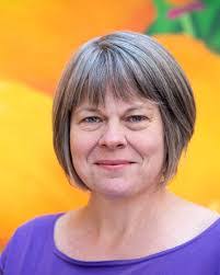 Tara Ingram's Instagram, Twitter & Facebook