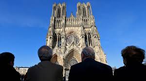 Indeed, reims has all the necessary infrastructure and amenities to allow you live a serene expat experience. Notre Dame Reims Ist Das Heiligtum Frankreichs Kultur Sz De