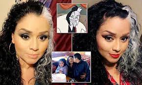 Mom With White Streak In Hair Says She Gets Called Cruella Every Day White Streak In Hair Streak In Hair White Streak