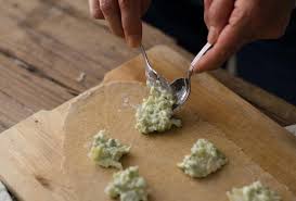 Risultati immagini per sfoglia per ravioli