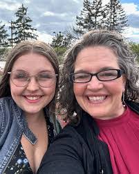 Heather Stover's Instagram, Twitter & Facebook