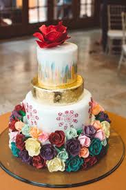 Dreamy Wedding Cakes Alicia Lucia Photography Albuquerque And Santa Fe New Mexico Wedding And Portrait Photographer Wedding Cake Roses Southwestern Wedding Cake Wedding Cakes